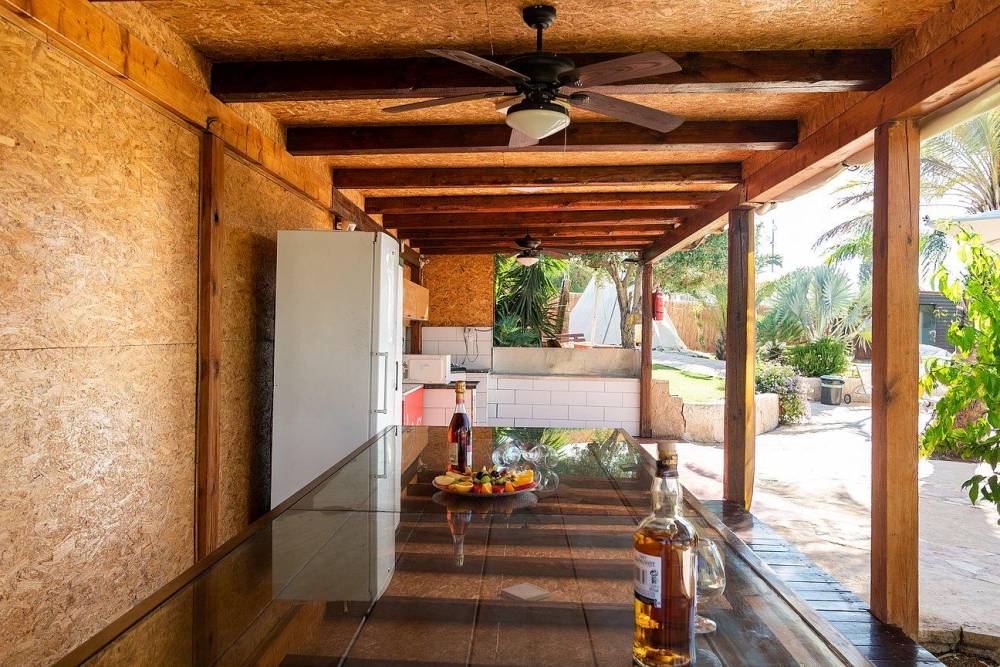 60970 הבריכה הספא והחצר, מונקאטה, וילה  בשדה דוד וילות - Vila 4 U