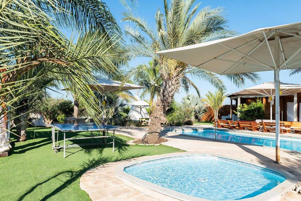 60971 הבריכה הספא והחצר, מונקאטה, וילה  בשדה דוד וילות - Vila 4 U