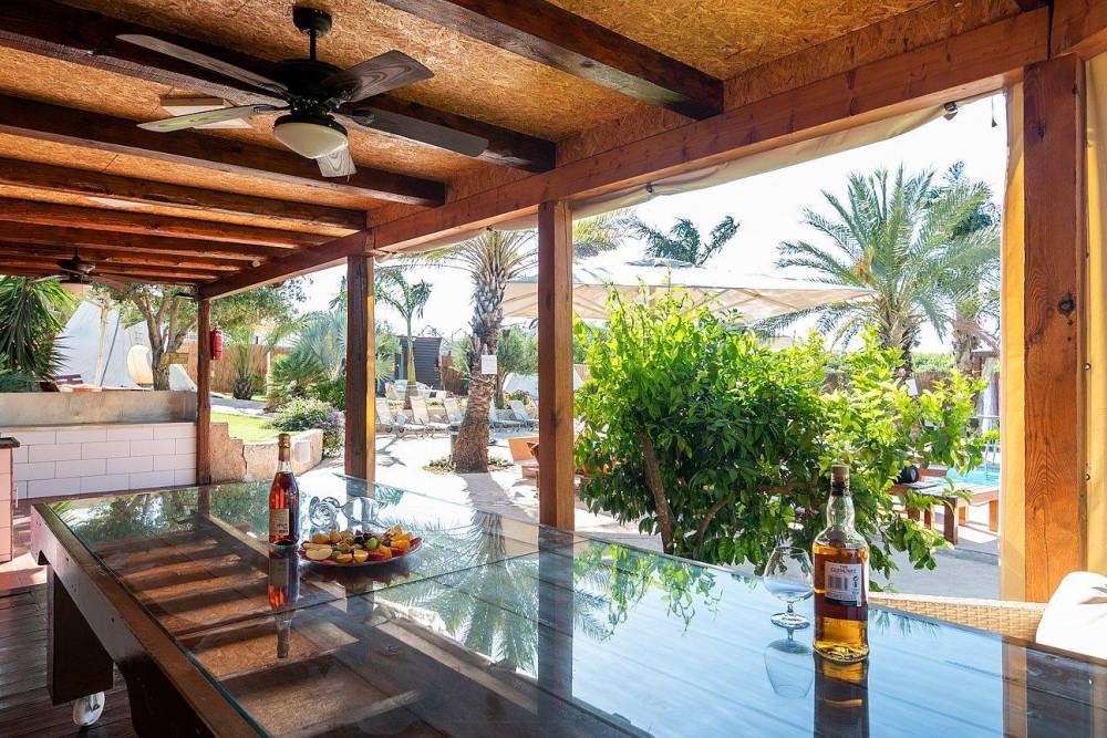 60975 הבריכה הספא והחצר, מונקאטה, וילה  בשדה דוד וילות - Vila 4 U