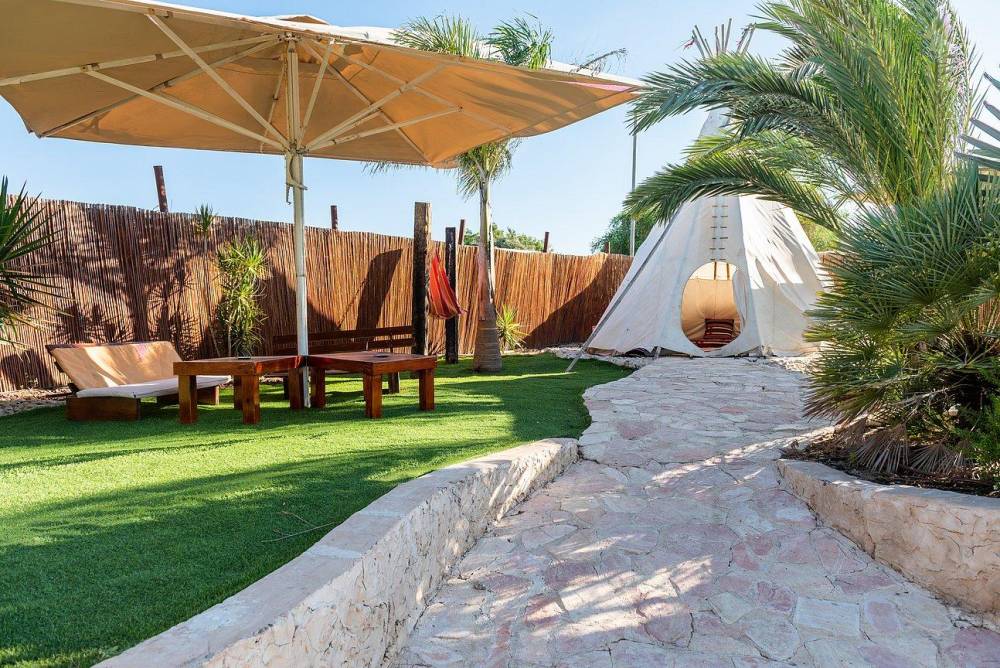 63521 אוהלי הטיפי, מונקאטה, וילה  בשדה דוד וילות - Vila 4 U