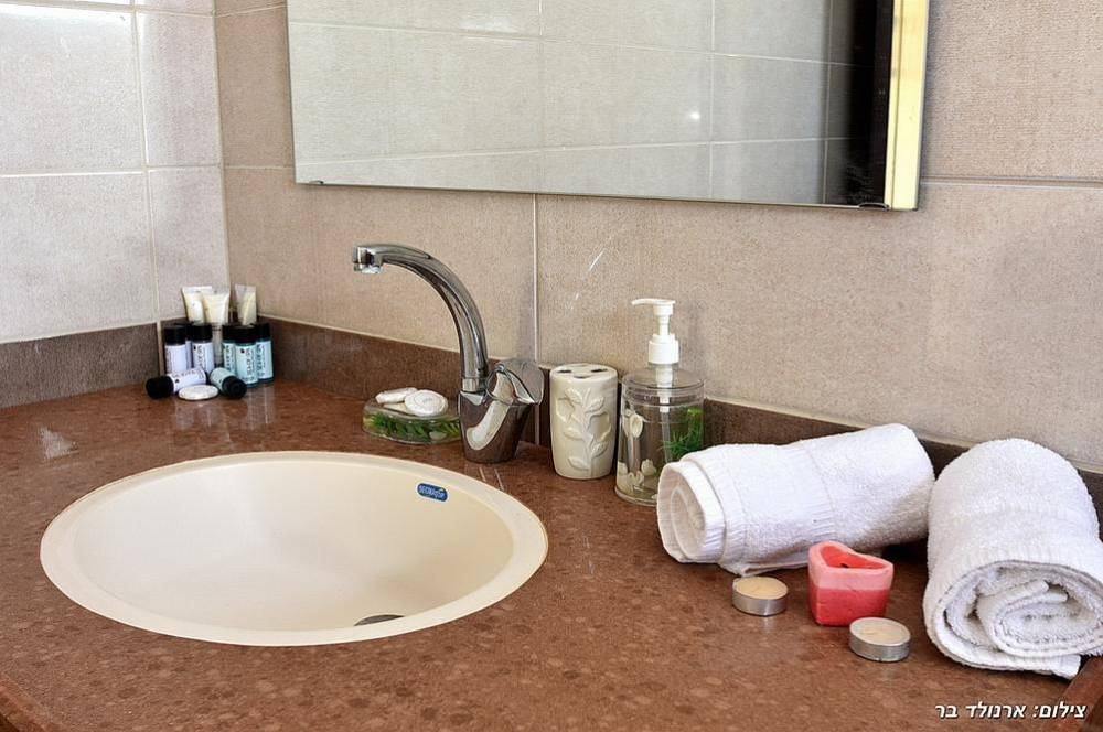 69203 גלרית כללית, וילה קינג בוטיק, וילה  בירכא וילות - Vila 4 U