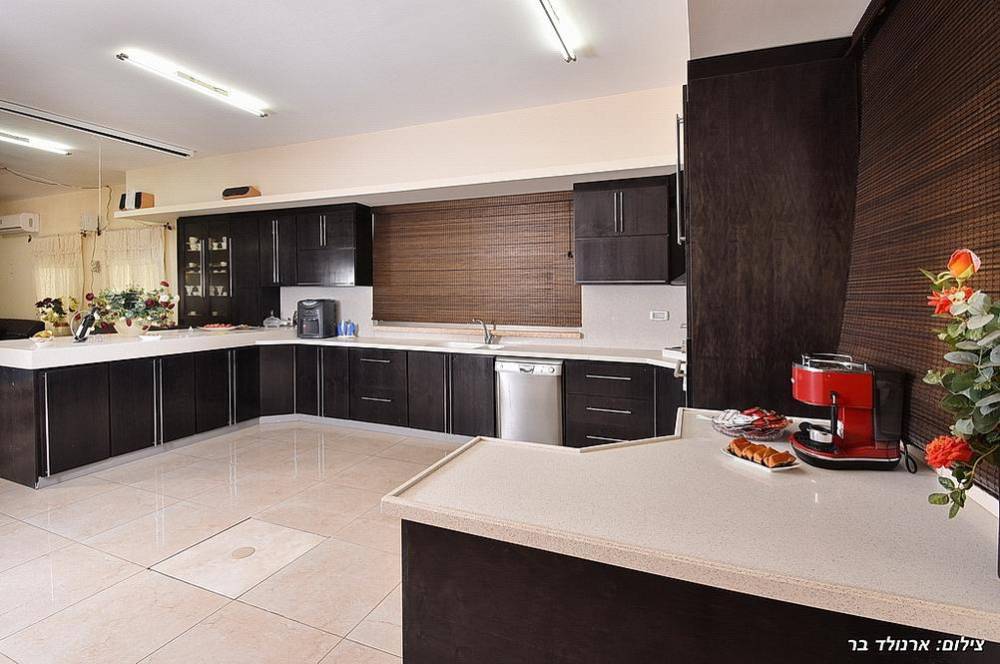 69227 פנים הוילה והחדרים, וילה קינג בוטיק, וילה  בירכא וילות - Vila 4 U