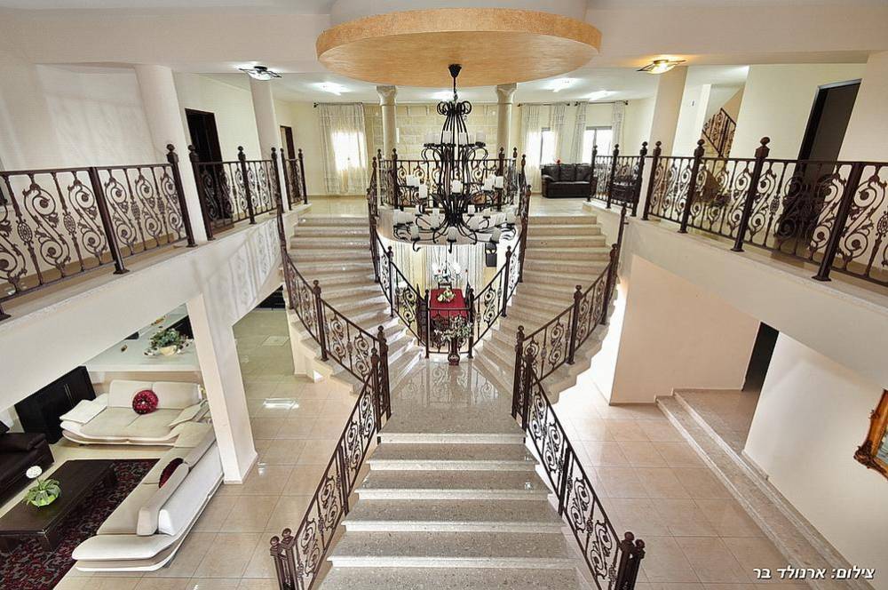 69237 פנים הוילה והחדרים, וילה קינג בוטיק, וילה  בירכא וילות - Vila 4 U