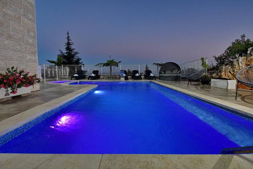 78790 המתחם החיצוני, וילה קינג פאלאס, וילה  בנוף כנרת וילות - Vila 4 U