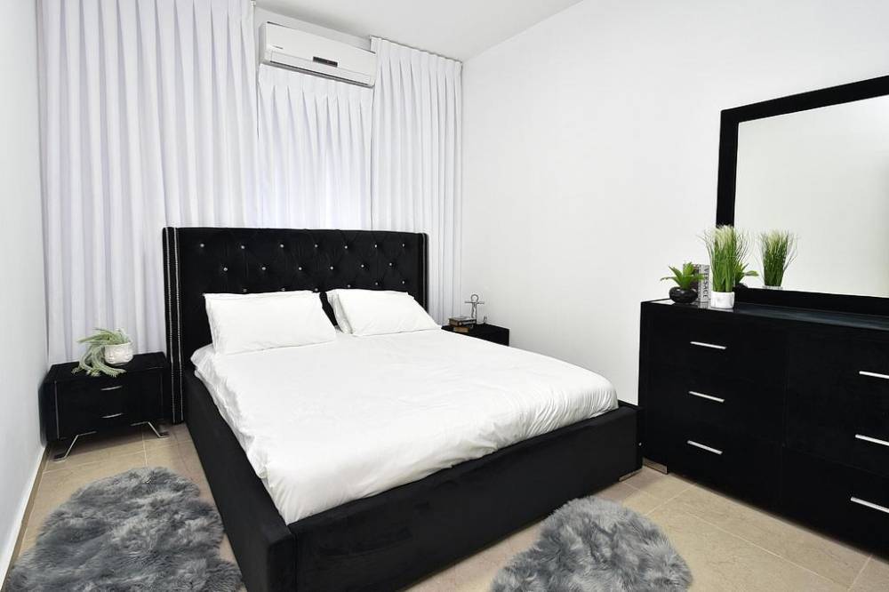 78801 פנים הוילה והחדרים, וילה קינג פאלאס, וילה  בנוף כנרת וילות - Vila 4 U