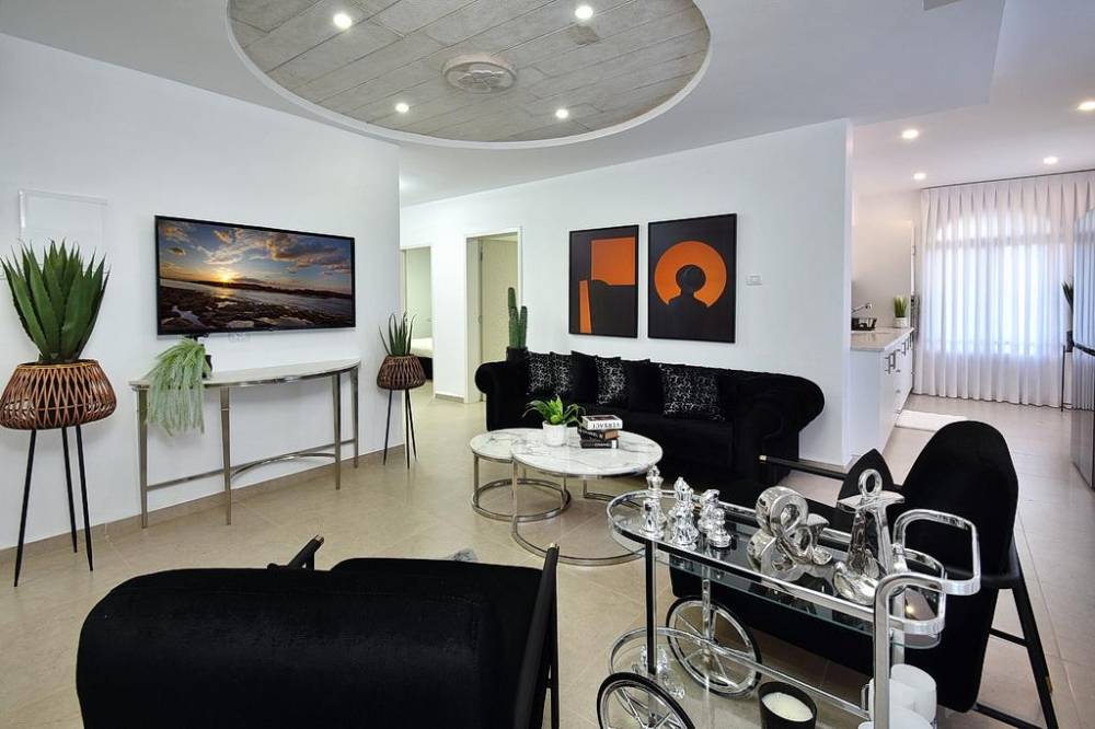 78802 פנים הוילה והחדרים, וילה קינג פאלאס, וילה  בנוף כנרת וילות - Vila 4 U