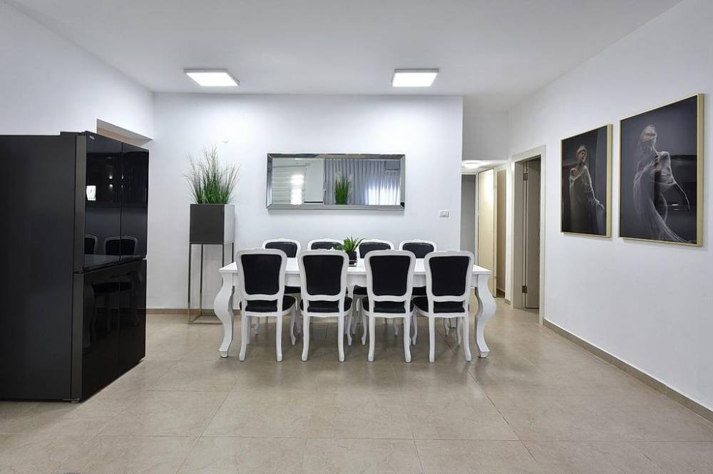 78807 פנים הוילה והחדרים, וילה קינג פאלאס, וילה  בנוף כנרת וילות - Vila 4 U