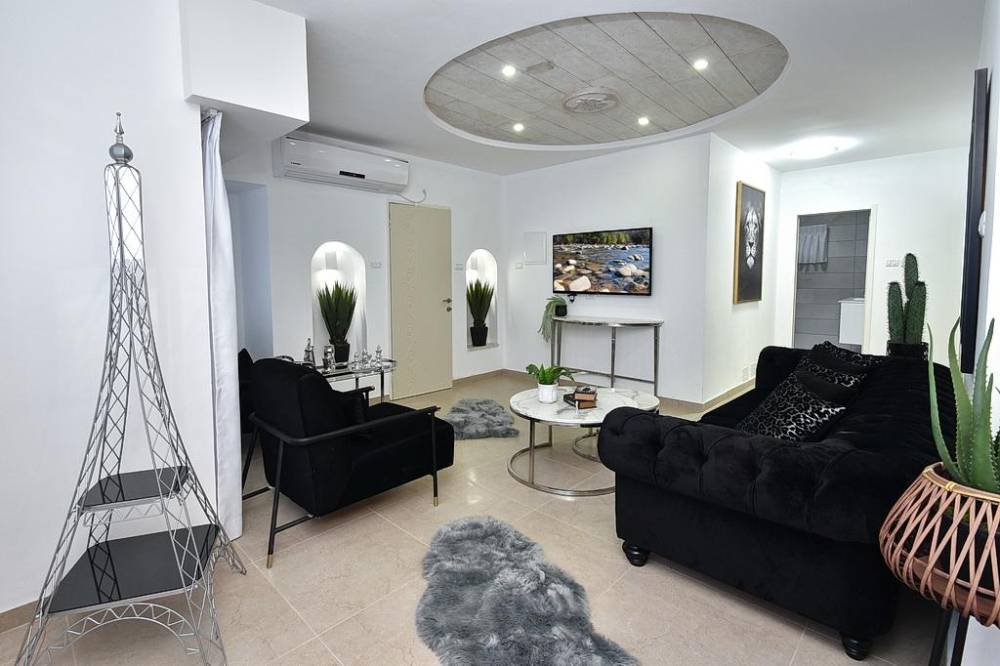 78809 פנים הוילה והחדרים, וילה קינג פאלאס, וילה  בנוף כנרת וילות - Vila 4 U