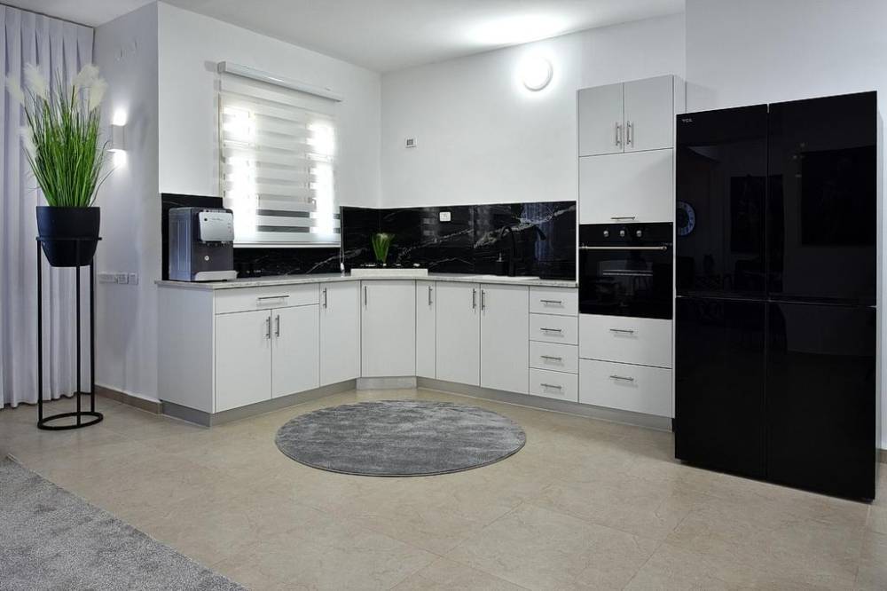 78810 פנים הוילה והחדרים, וילה קינג פאלאס, וילה  בנוף כנרת וילות - Vila 4 U