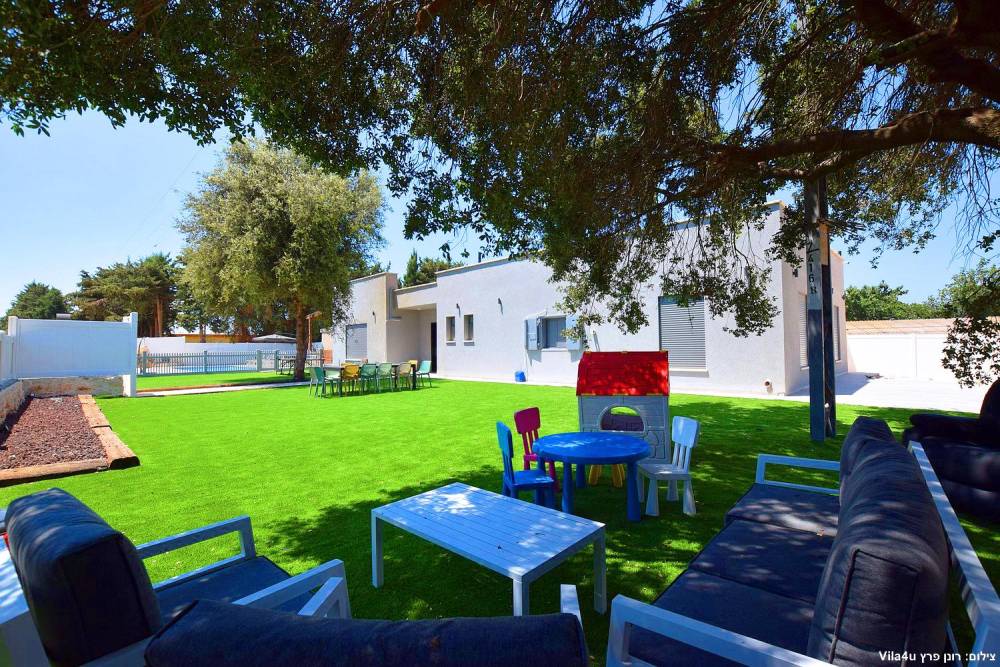 84185 גלריה כללית, אחוזת עומרי, וילה  בצוריאל וילות - Vila 4 U