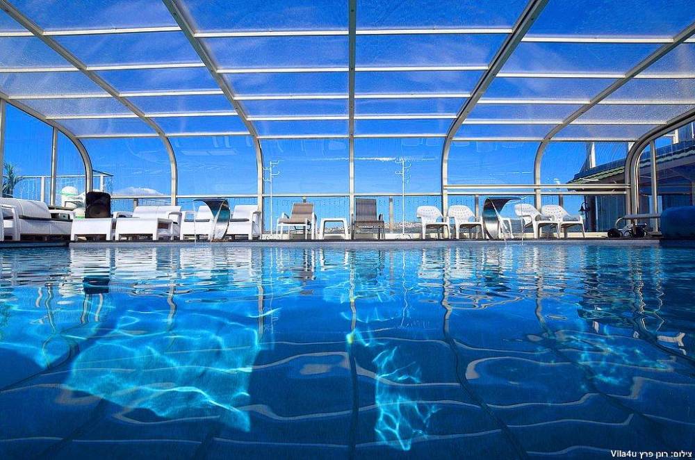 99235 המתחם בחורף, וילה הורייזן, וילה  בירכא וילות - Vila 4 U