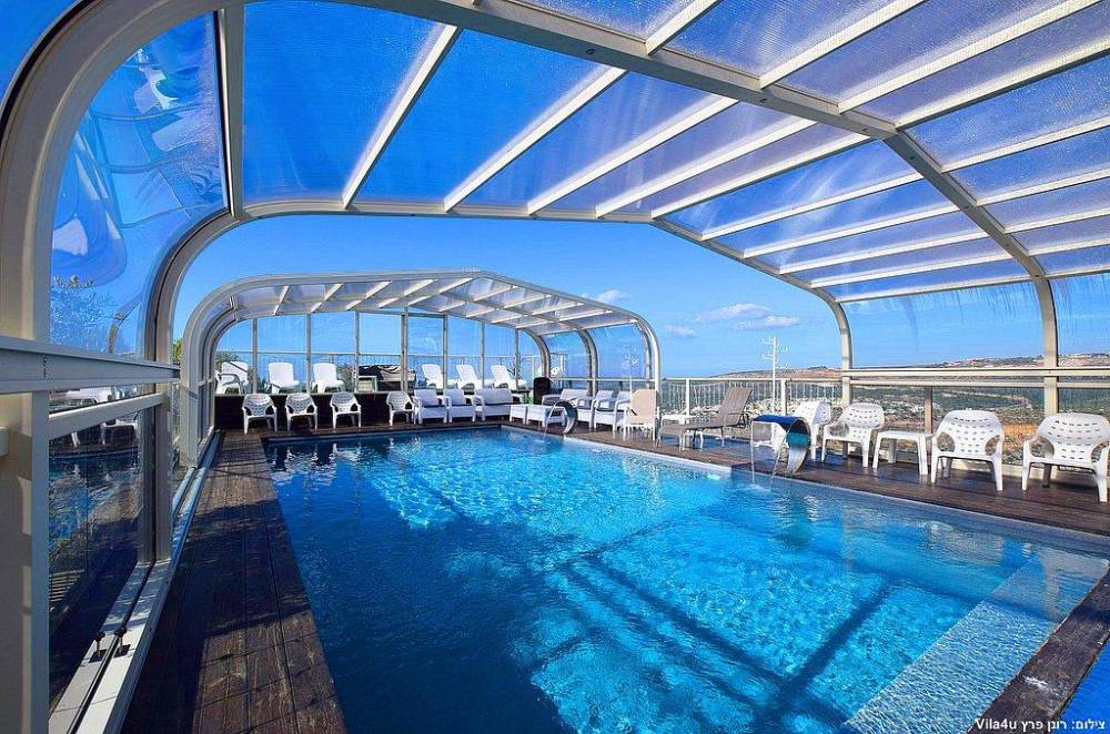 99251 המתחם בחורף, וילה הורייזן, וילה  בירכא וילות - Vila 4 U