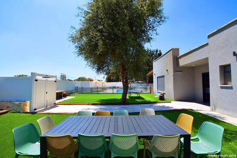 100890 גלריית חוץ, אחוזת עומרי, וילה  בצוריאל וילות - Vila 4 U