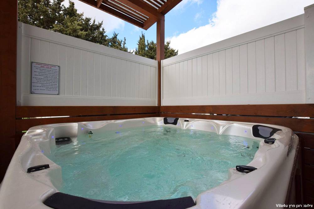 100895 מיוחד לחורף, אחוזת עומרי, וילה  בצוריאל וילות - Vila 4 U