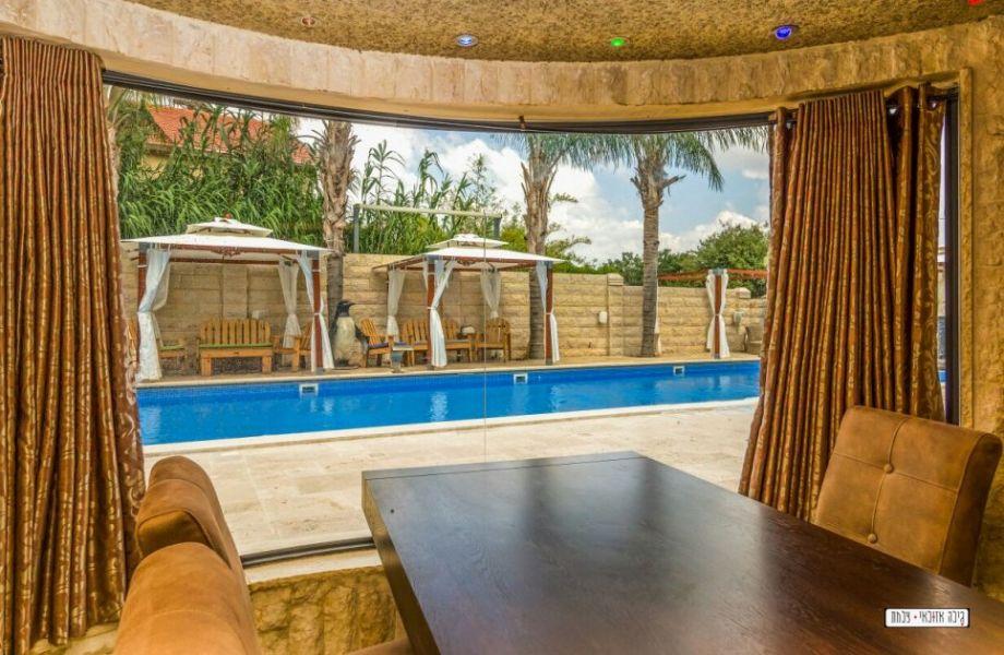 103352 המתחם הפנימי, וילה האליזה, וילה  בשדות מיכה וילות - Vila 4 U