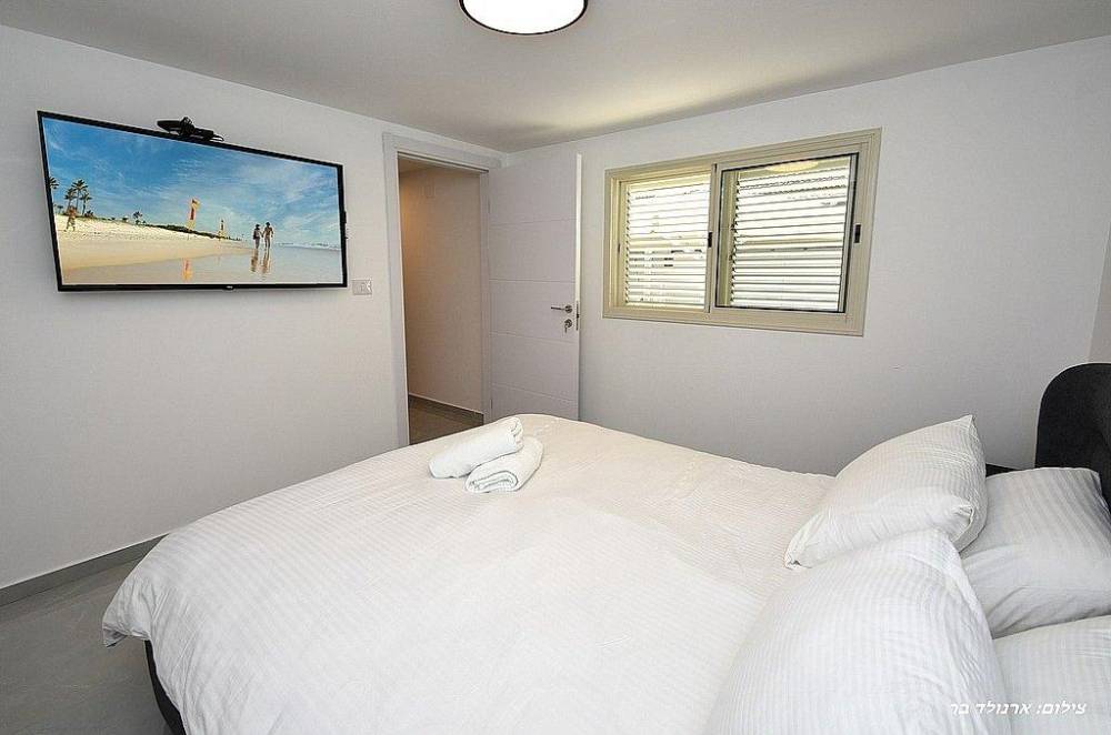 123743 מתחם פנימי, אחוזת פנינה במטע, וילה  בצוריאל וילות - Vila 4 U