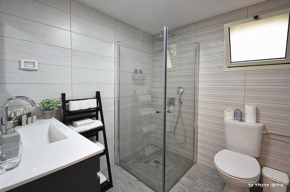 123744 מתחם פנימי, אחוזת פנינה במטע, וילה  בצוריאל וילות - Vila 4 U