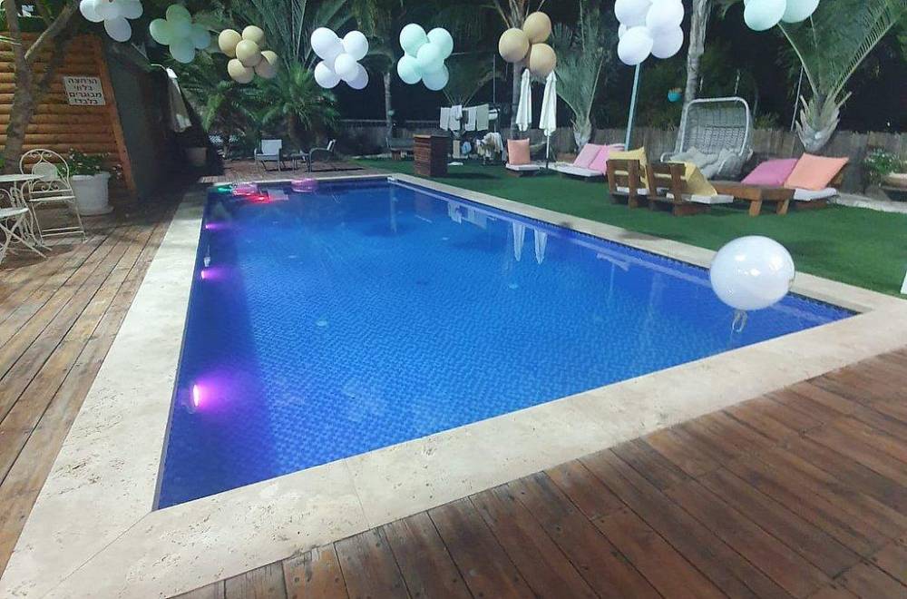 136676 אירועים משפחתיים בר ובת מצווה, אורי אירועים, וילה  בכפר טרומן וילות - Vila 4 U