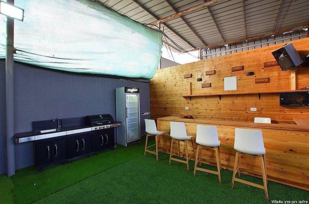 אחוזת וניש כללי, אחוזת וניש, וילה  בעזריקם וילות - Vila 4 U