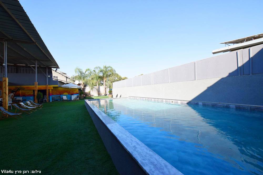 אחוזת וניש כללי, אחוזת וניש, וילה  בעזריקם וילות - Vila 4 U