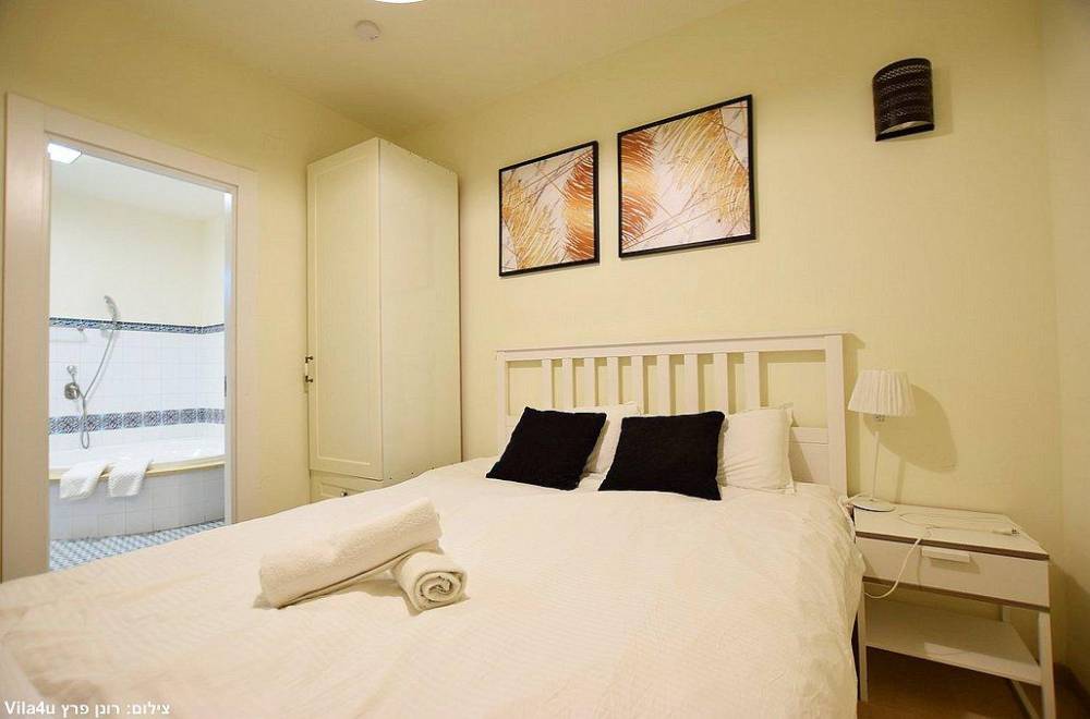 154507 המתחם הפנימי, וילה אלסוס, וילה  בשתולה וילות - Vila 4 U