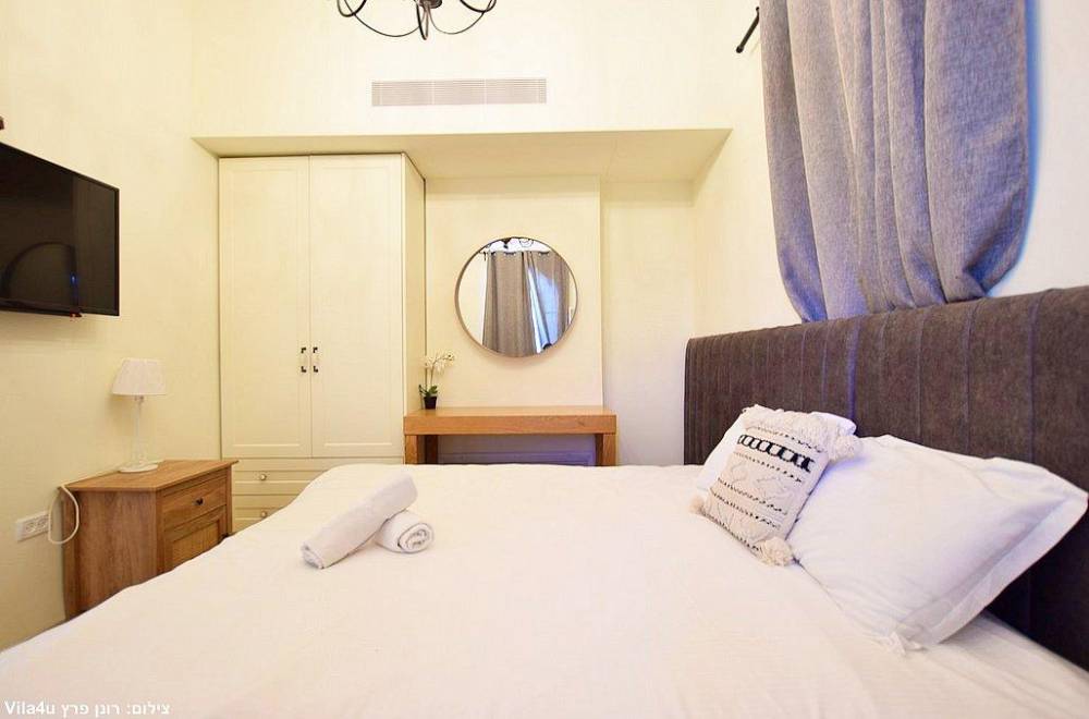 154515 המתחם הפנימי, וילה אלסוס, וילה  בשתולה וילות - Vila 4 U