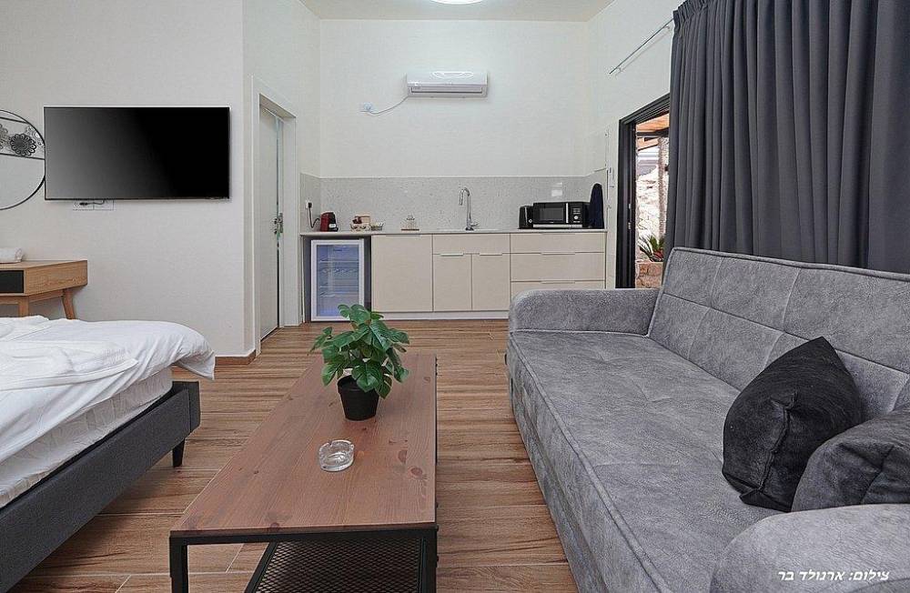 161932 אחוזת הסלעים, אחוזת הסלעים, וילה  בירכא וילות - Vila 4 U