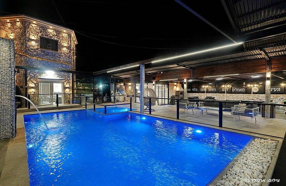 161943 אחוזת הסלעים, אחוזת הסלעים, וילה  בירכא וילות - Vila 4 U