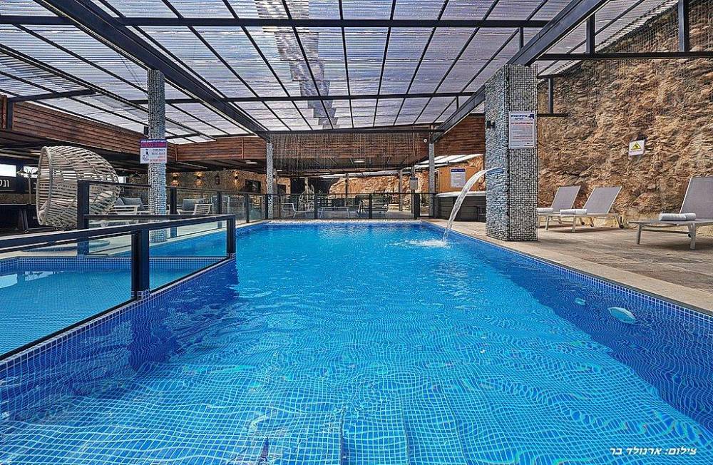 161980 אחוזת הסלעים, אחוזת הסלעים, וילה  בירכא וילות - Vila 4 U