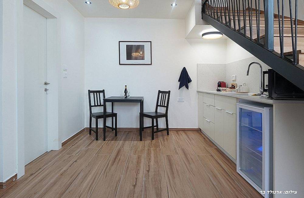 162125 גלרית הצימרים, אחוזת הסלעים, וילה  בירכא וילות - Vila 4 U