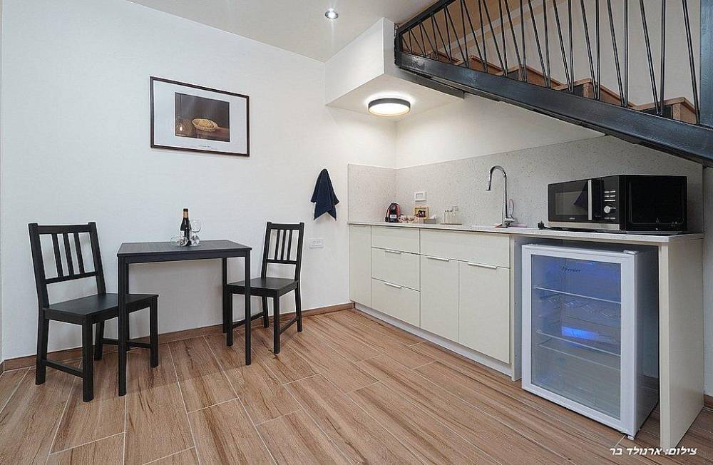 162127 גלרית הצימרים, אחוזת הסלעים, וילה  בירכא וילות - Vila 4 U