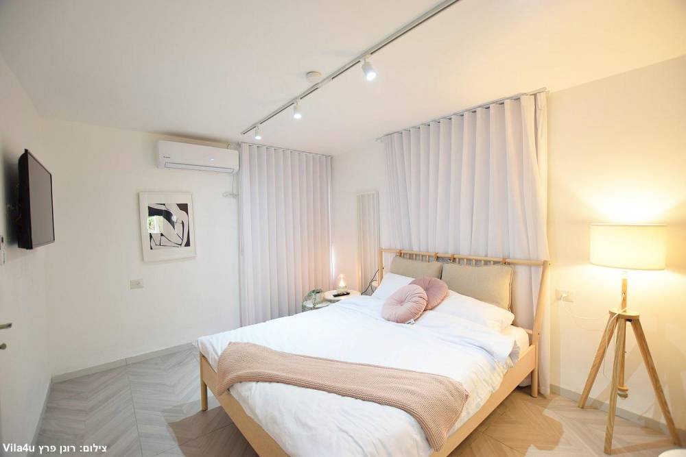 וילה במצפה חדר /שינה וילה במצפה - כללי, וילה במצפה, וילה  בכרמיאל וילות - Vila 4 U