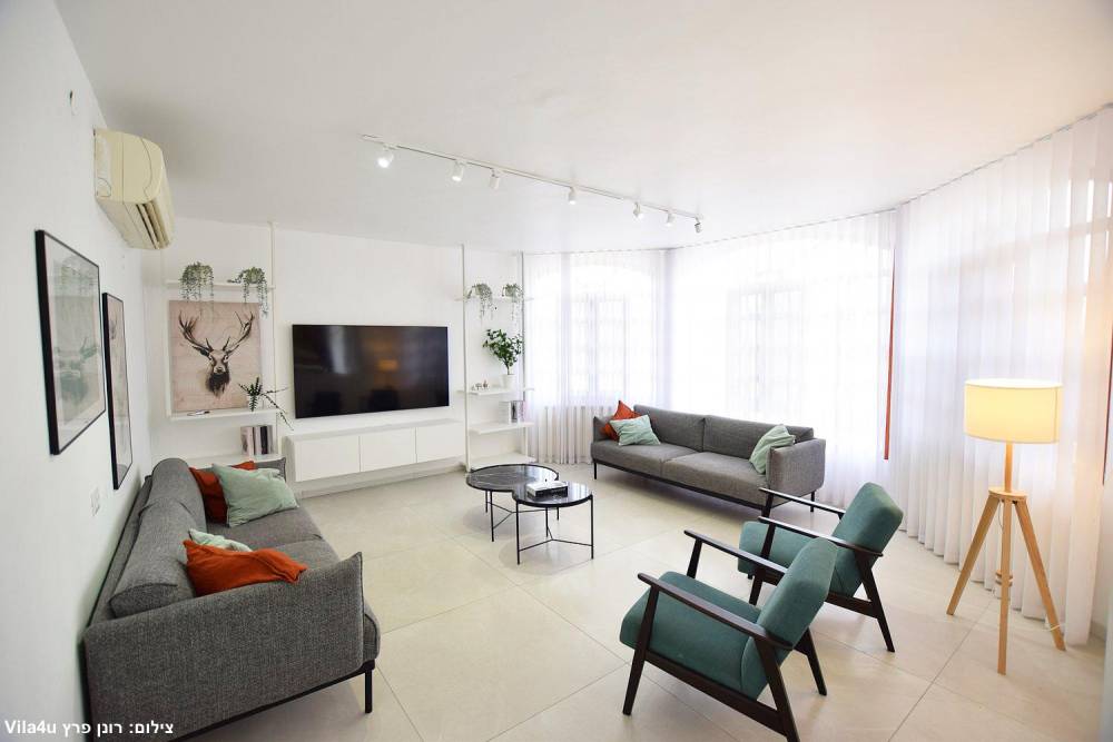 וילה במצפה סלון וילה במצפה - כללי, וילה במצפה, וילה  בכרמיאל וילות - Vila 4 U