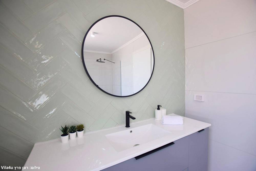 162682 גלריית פנים, וילה במצפה, וילה  בכרמיאל וילות - Vila 4 U