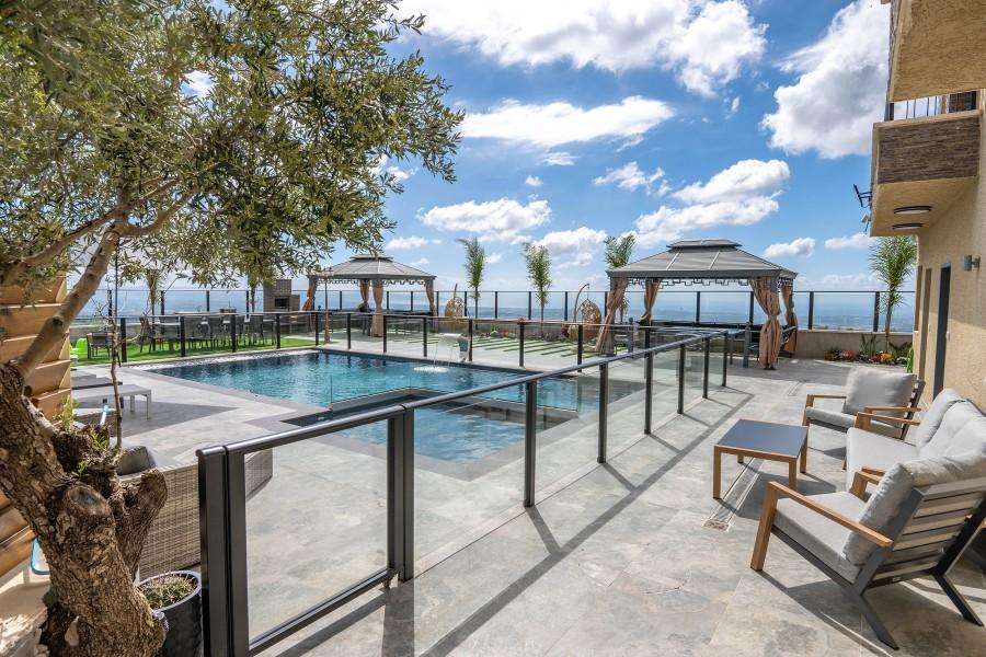 164043 חצר ונוף, וילה נוף לים ירכא, וילה  בירכא וילות - Vila 4 U