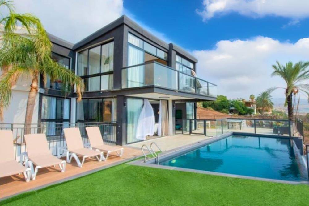 169882 המתחם החיצוני, וילה קסם הנוף מגדל, וילה  במגדל וילות - Vila 4 U