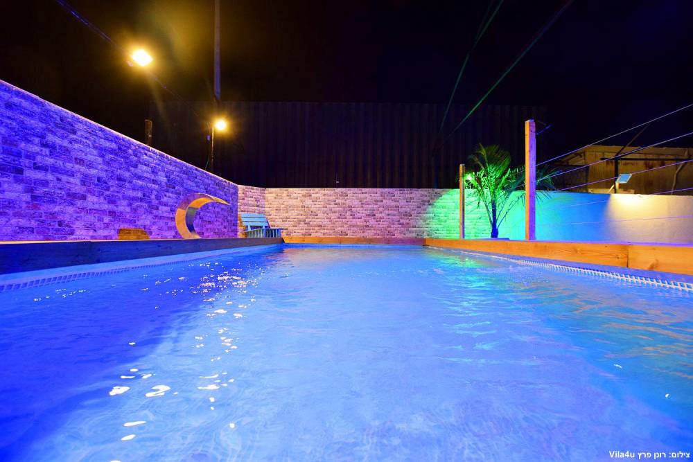 170818 מתחם חיצוני, מתחם אופוריה נתניה, וילה  בנתניה וילות - Vila 4 U