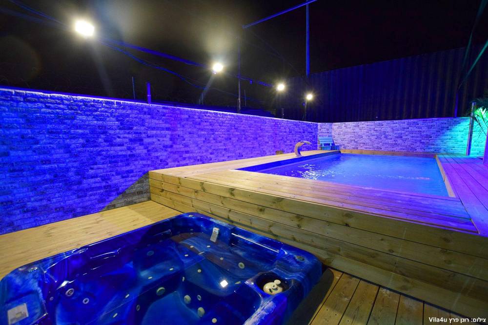 170822 מתחם חיצוני, מתחם אופוריה נתניה, וילה  בנתניה וילות - Vila 4 U