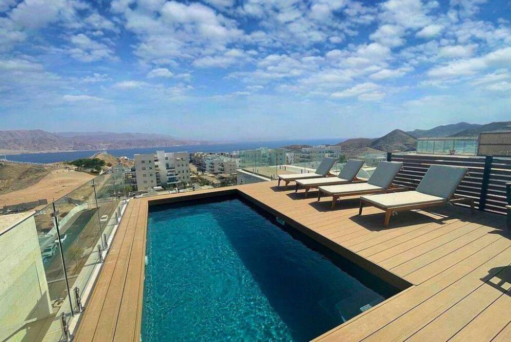 170871 גלרית חוץ, פנטהאוז מיאמי, וילה  באילת וילות - Vila 4 U