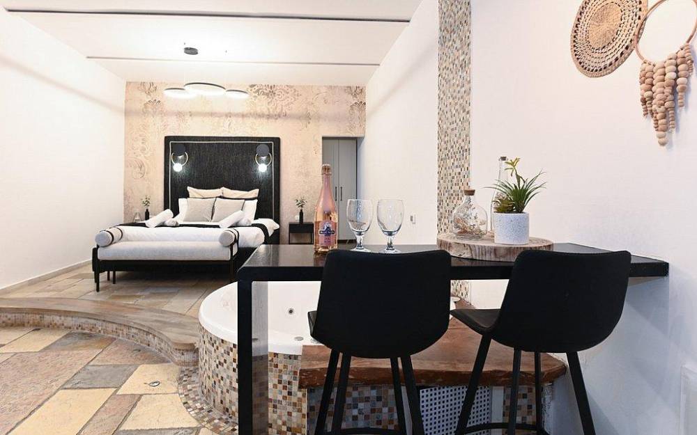 179336 בקתות האירוח, אחוזת לירי ריזורט, וילה  בטבריה וילות - Vila 4 U