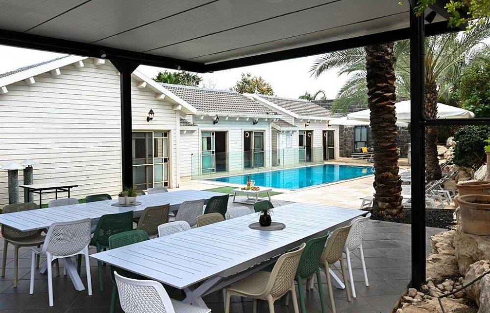 179388 גלריית חוץ, אחוזת לירי ריזורט, וילה  בטבריה וילות - Vila 4 U