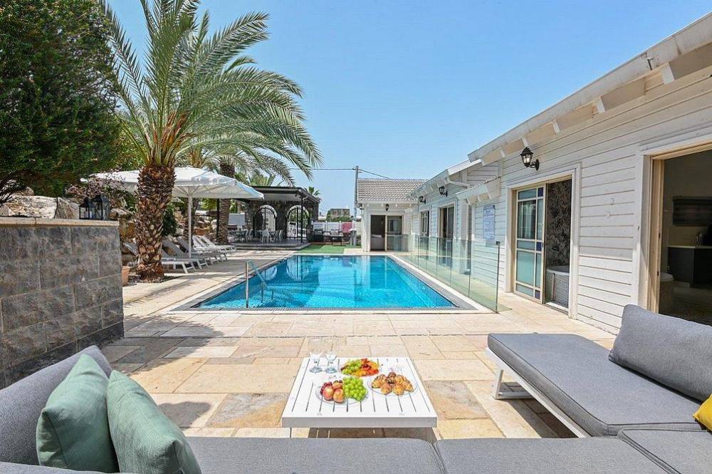 179488 גלריה כללית, אחוזת לירי ריזורט, וילה  בטבריה וילות - Vila 4 U