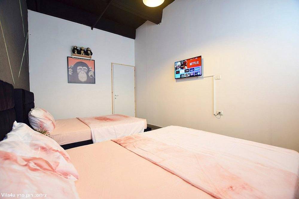 181506 חדרי השינה והג'קוזי, סניורה סוויט | Senyora Suite TLV, וילה  בתל אביב וילות - Vila 4 U