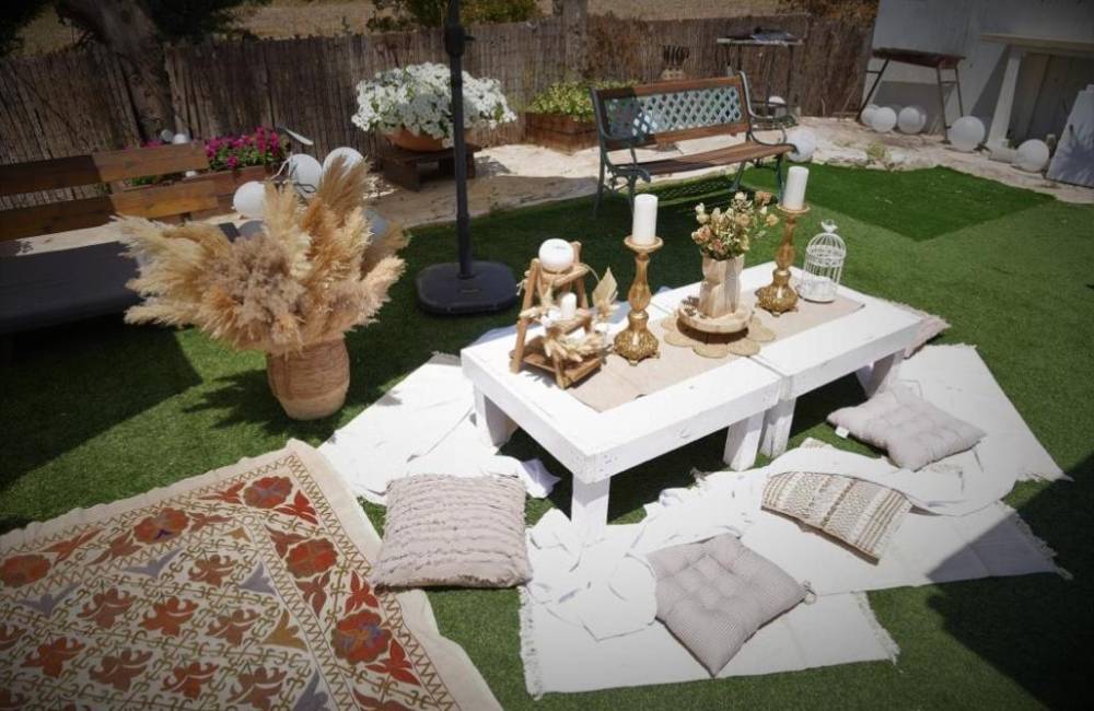 181650 אירועי חברה ורווקות, אורי אירועים, וילה  בכפר טרומן וילות - Vila 4 U