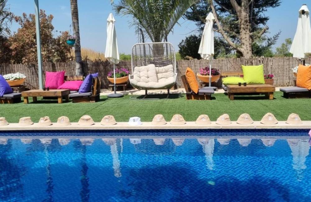 181668 אירועי רווקות אירועי חברה, מתחם אורי אירועים, וילה  בכפר טרומן וילות - Vila 4 U