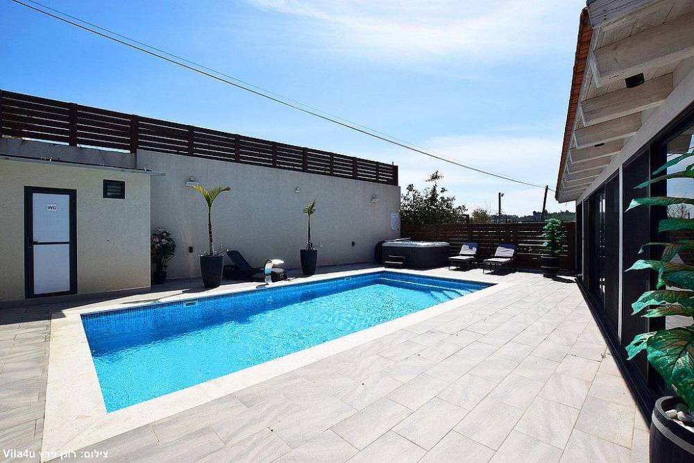 182258 המתחם החיצוני, וילה אלין, וילה  בעוספיה וילות - Vila 4 U