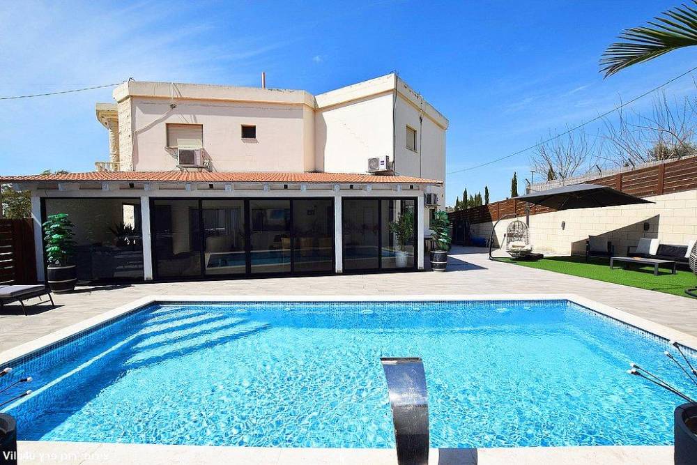 182264 המתחם החיצוני, וילה אלין, וילה  בעוספיה וילות - Vila 4 U