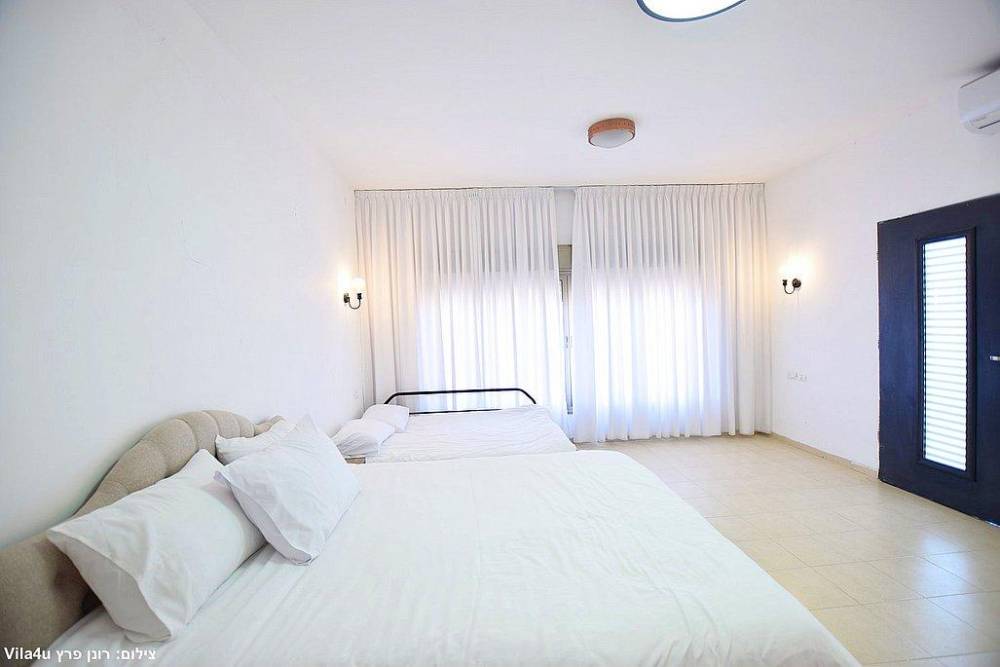 182311 המתחם הפנימי, וילה אלין, וילה  בעוספיה וילות - Vila 4 U