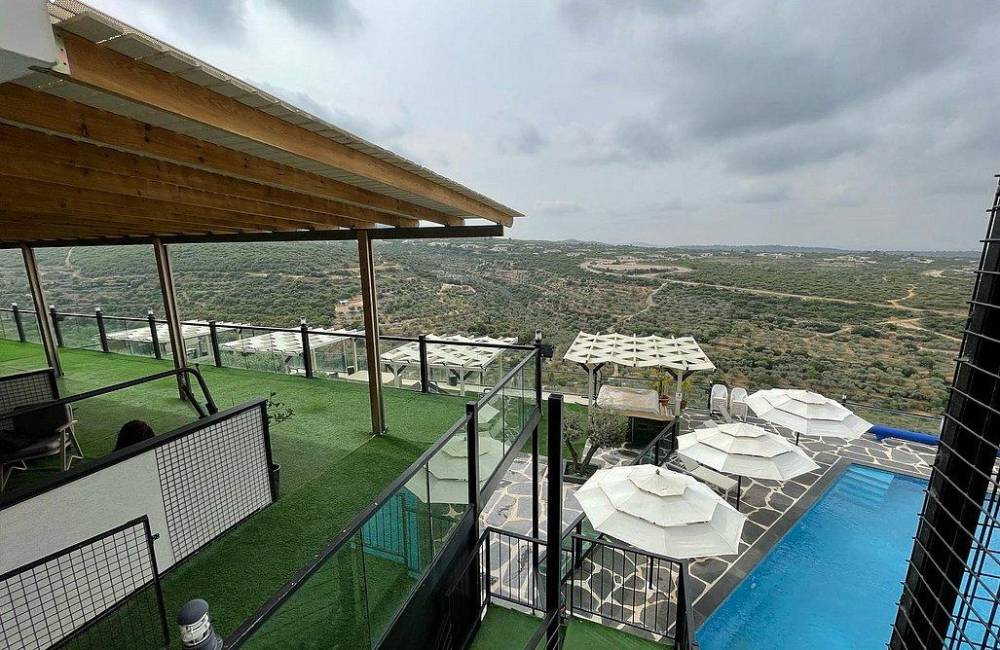 188780 גלרית חוץ, שלמה המלך ריזורט, וילה  בירכא וילות - Vila 4 U