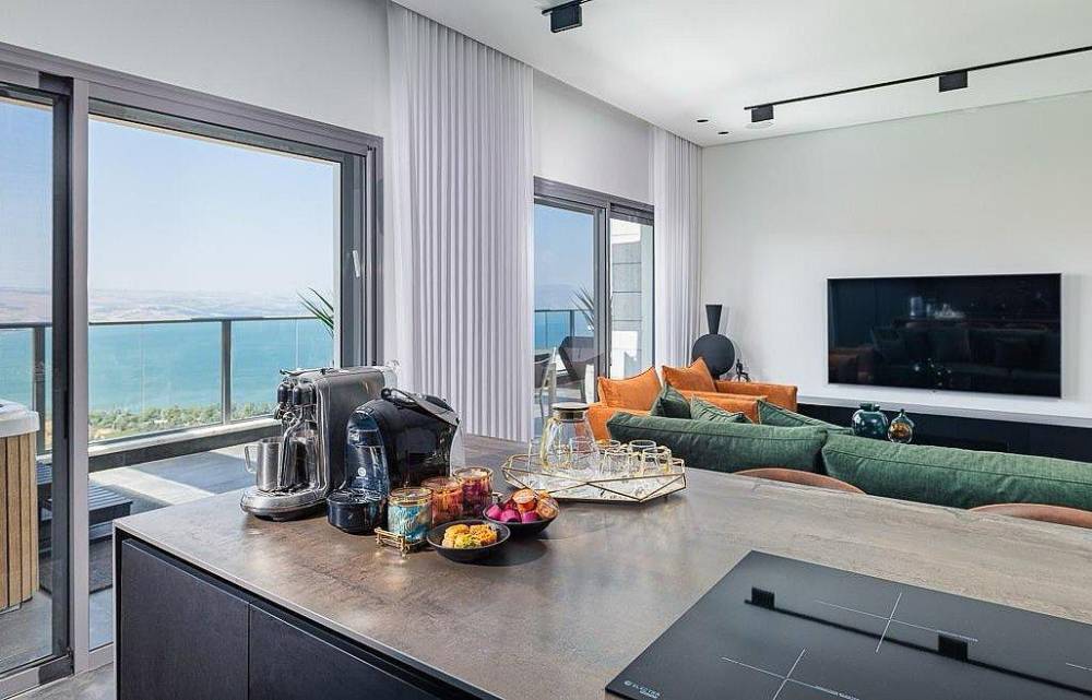 195850 גלריה כללית, רויאל פנטהאוז על הכנרת, וילה  בטבריה וילות - Vila 4 U